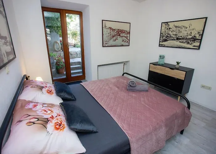 Old Town アパート