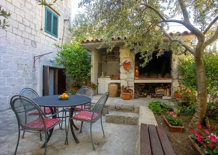 Old Town アパート