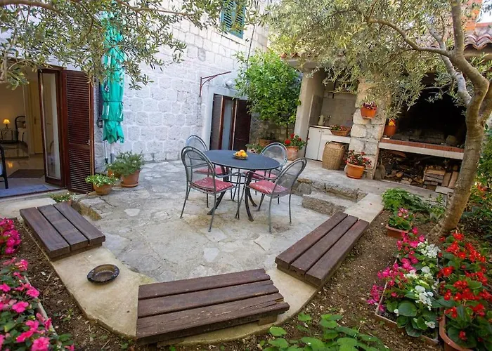 Old Town アパート